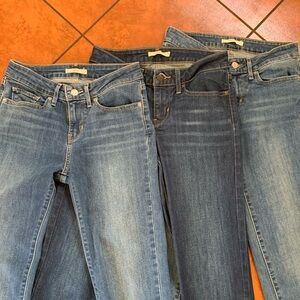 Women’s Levi’s 712 Slim Jeans 3 Pair Size 27